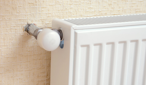 radiador con válvula manual